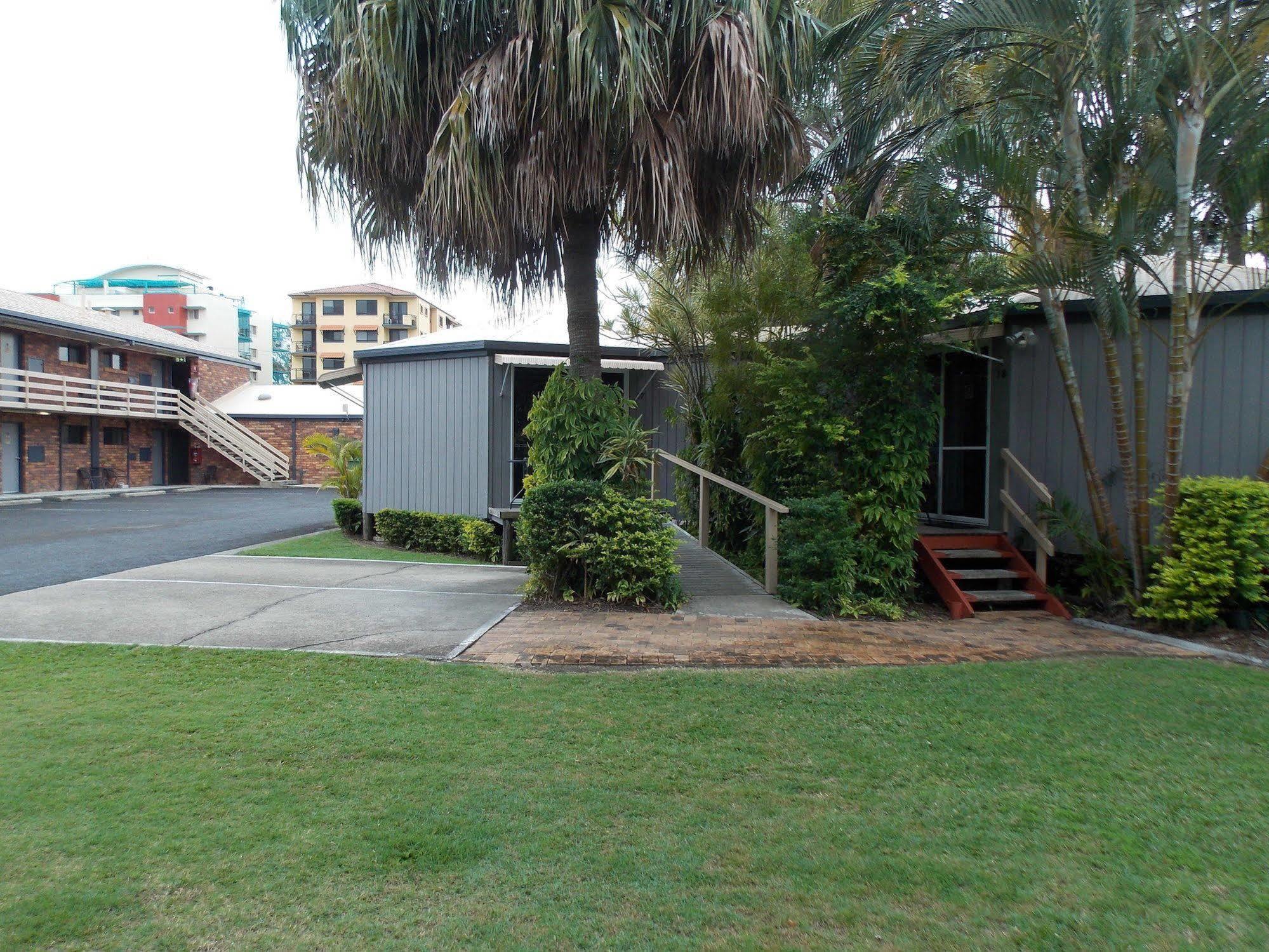 Wunpalm Motel & Cabins - Late Check-In Available Maroochydore Exterior photo